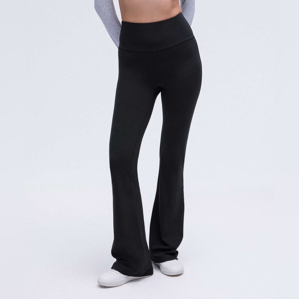 Lululemon Groove Nulu Super-High-Rise Flared Pant Sz 12